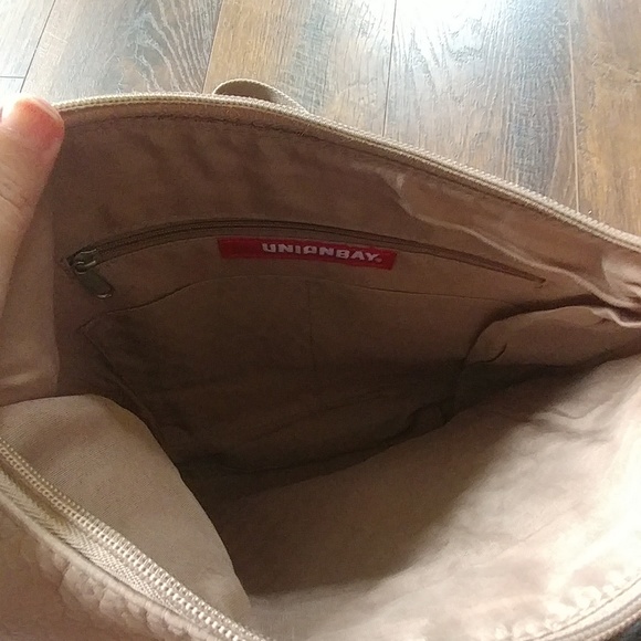 Handbag - Picture 3 of 3